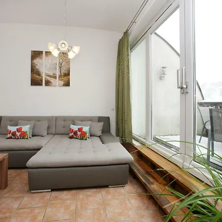 Deutsch Apartment *
