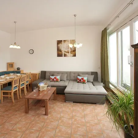 Deutsch Apartment *