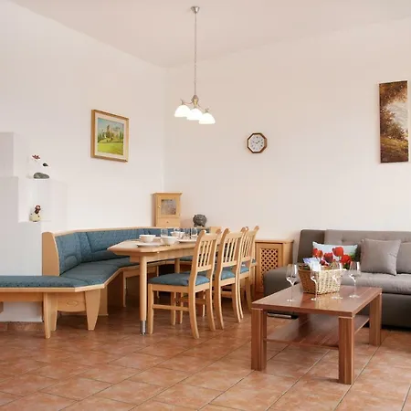 Deutsch Apartment *